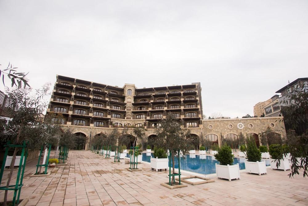 Sapphire Marine Hotel Baku Exterior photo