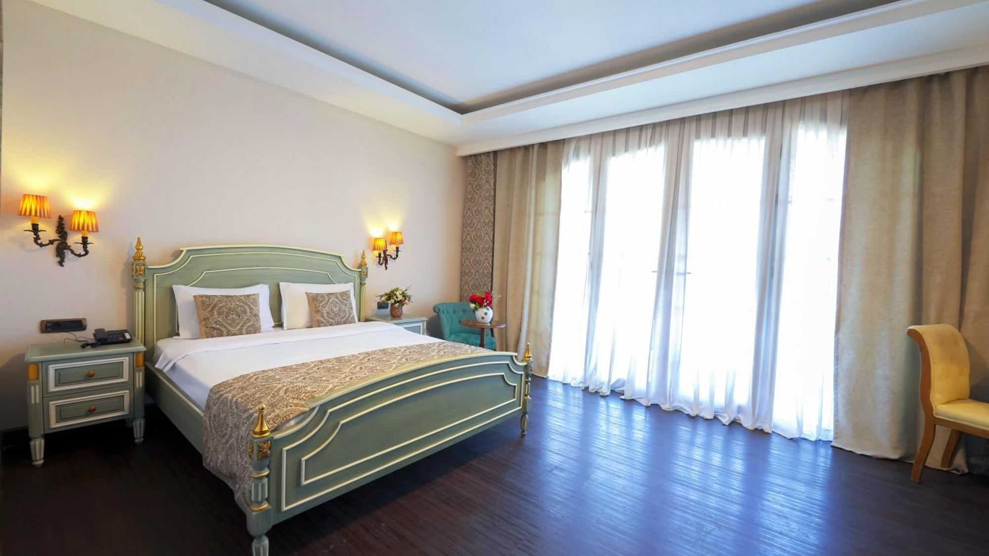Sapphire Marine Hotel Baku Exterior photo